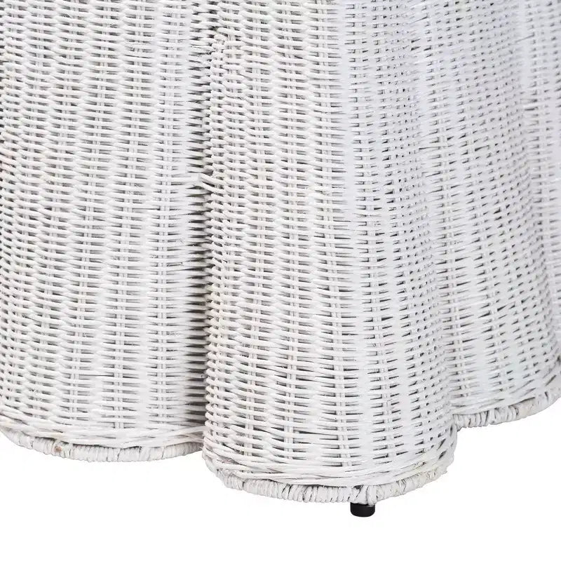 Pouff in Rattan con Motivo a Conchiglia